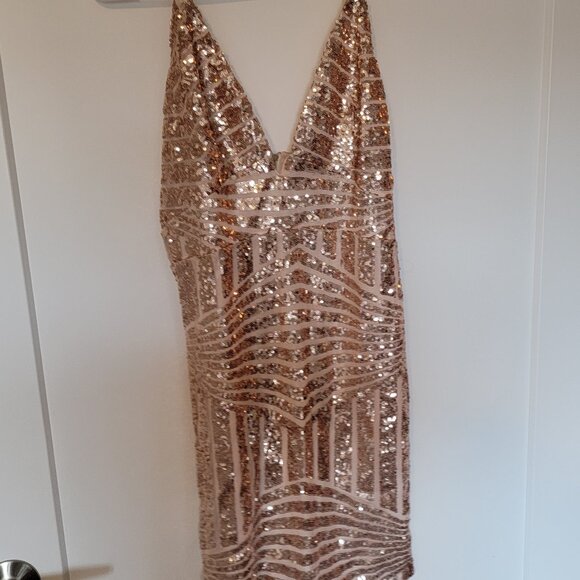 Sparkly mini dress, fits like size S - Picture 2 of 6